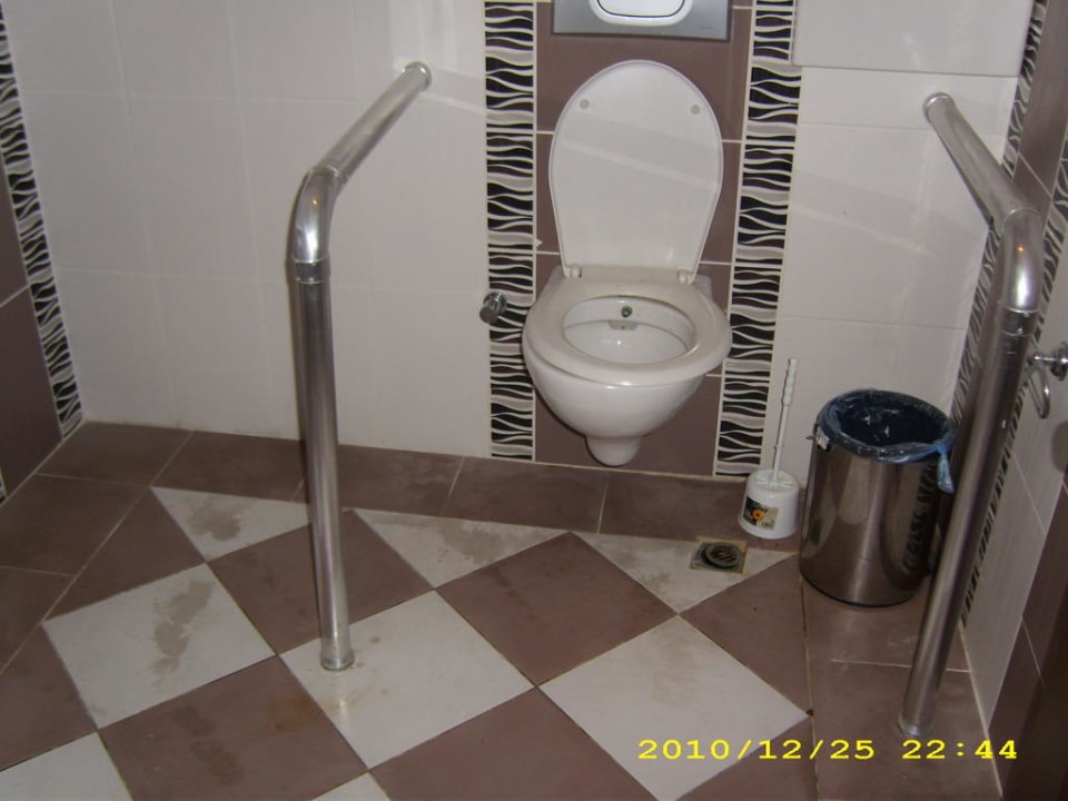 Behinderten-WC Tac Premier Hotel & Spa