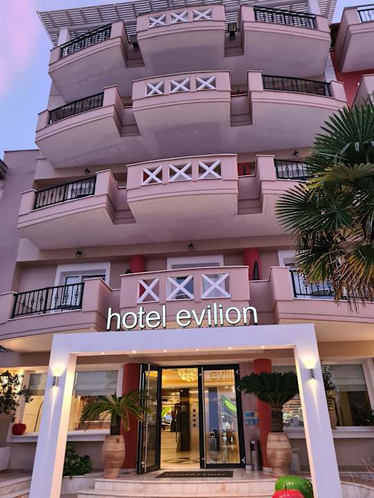 Außenansicht Evilion Sea & Sun Hotel