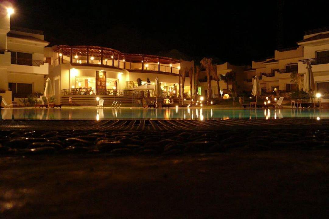Hotel by night Hotel Sea Sun Dahab