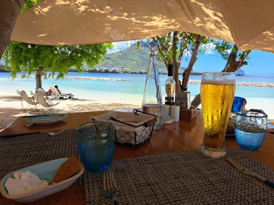 Gastro Sands Suites Resort & Spa