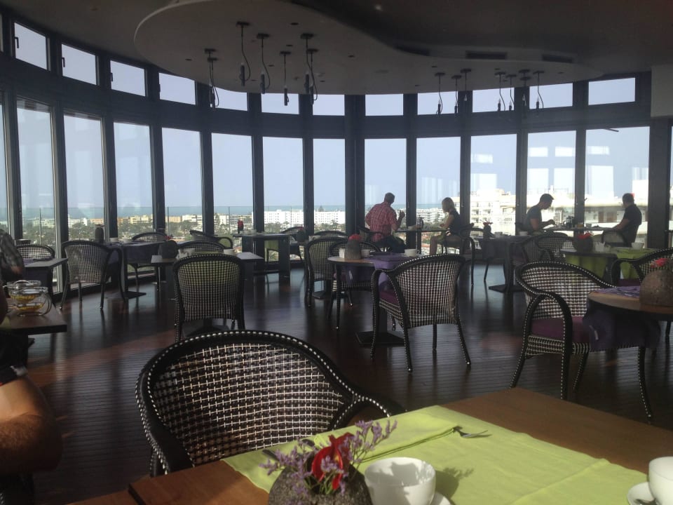 Frühstück im 8. Stock Bohemia Suites & Spa - Adults only