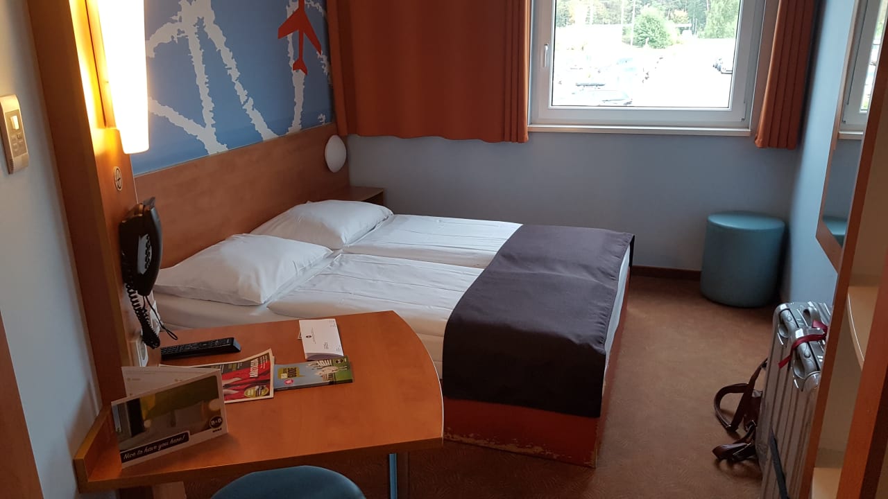 Zimmer B&B Hotel Baden Airpark