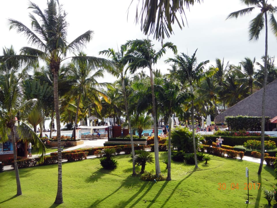 Gartenanlage Hotel Viva Dominicus Palace by Wyndham-All Inclusive Resort