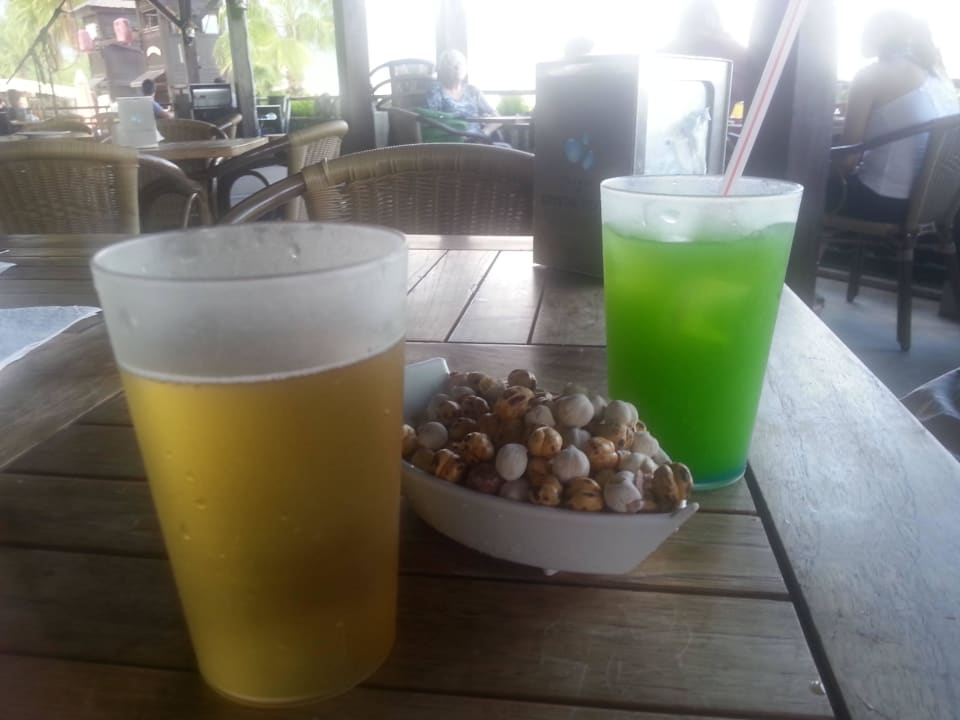 Poolbar Crystal Flora Pearl Collection