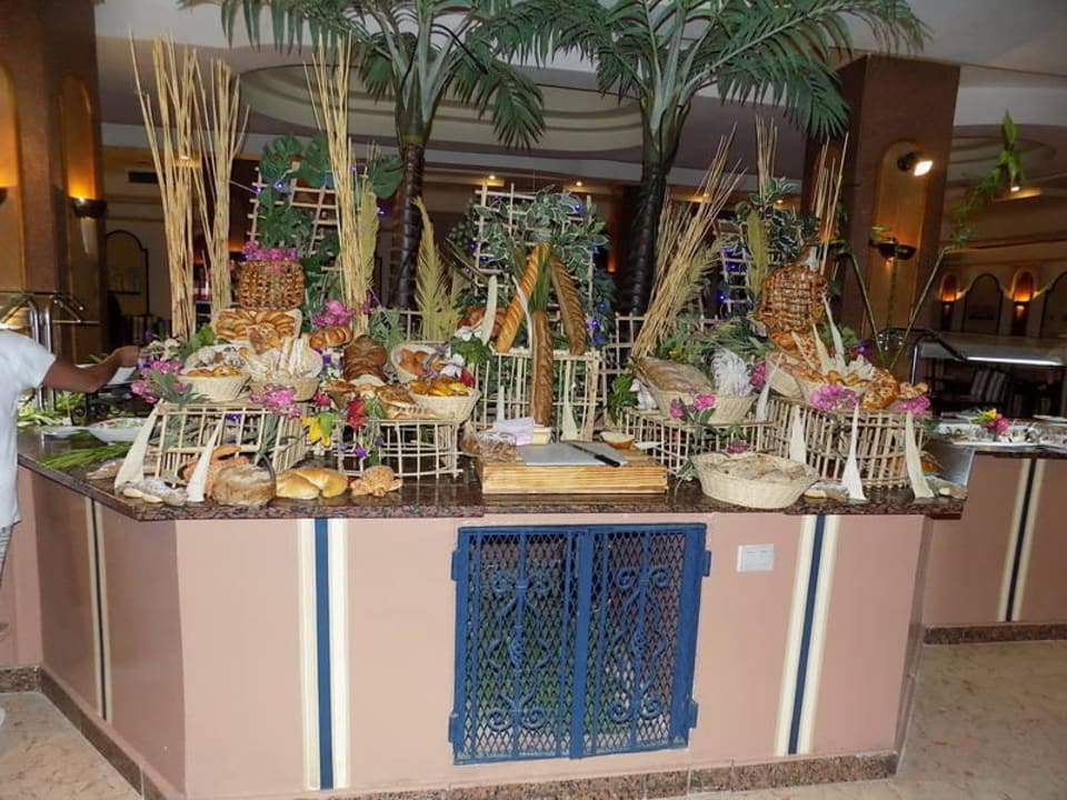 Gruße auswahl am Brotbuffet The Grand Hotel Hurghada