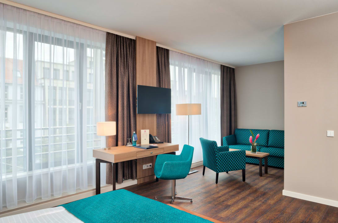 Zimmer Hollywood Media Hotel