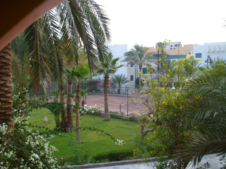 Mit Blick zum Fitnesscenter Arabia Azur Resort