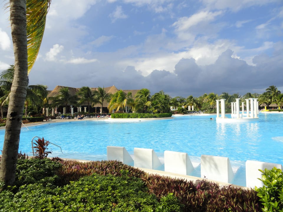 Hauptpool Kantenah Grand Palladium Kantenah Resort & Spa