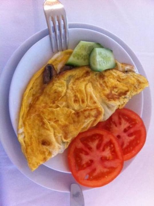 Mein Frühstück, hm lecker Aska Hotel Just in Beach