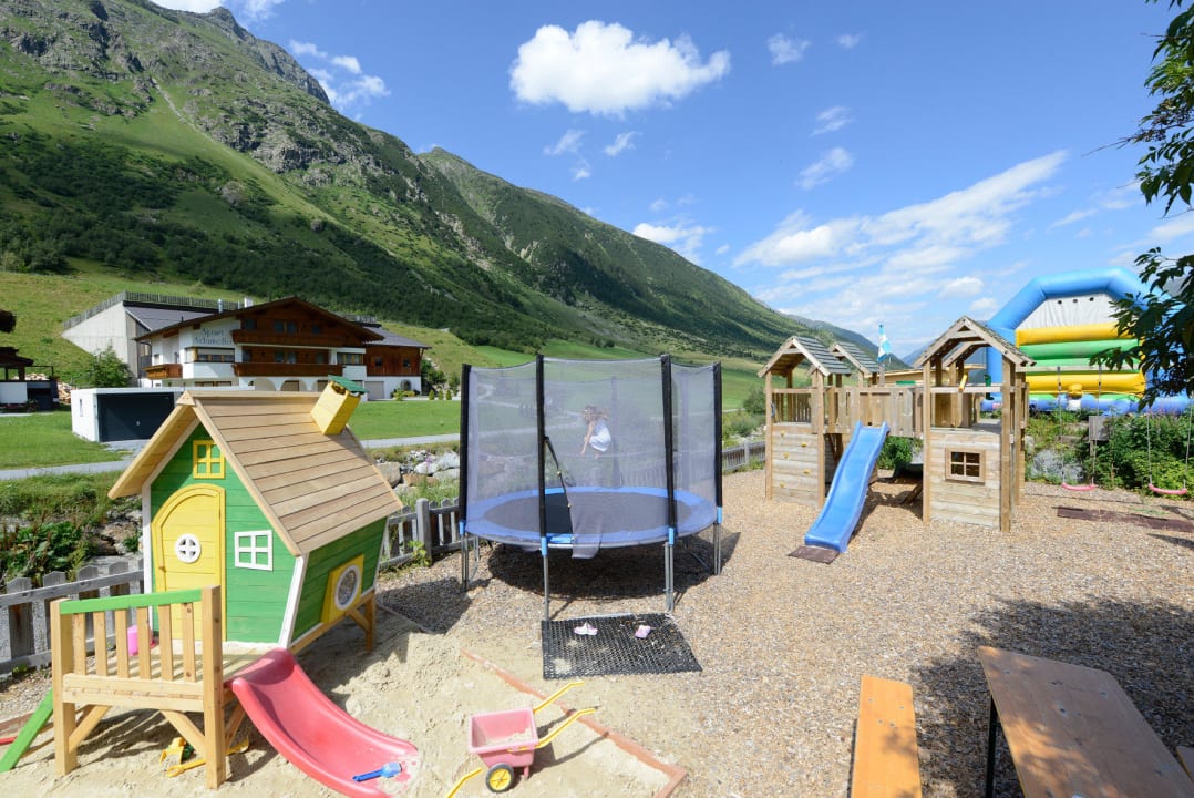 Aussenspielplatz Alpenresidenz Ballunspitze
