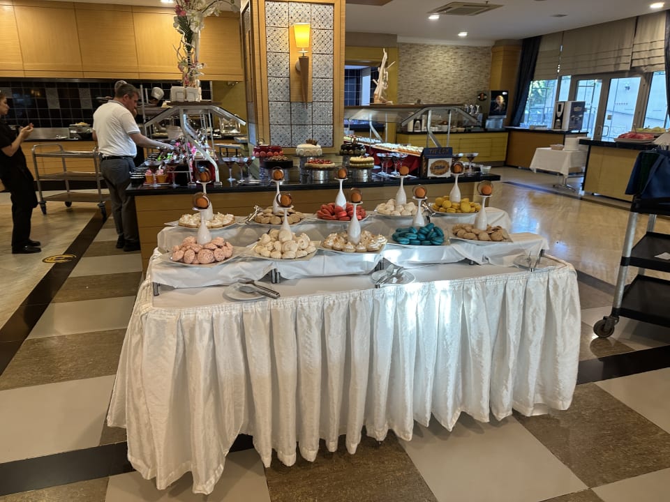 Gastro Can Garden Resort