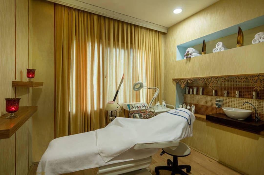 Massage Room  Selge Beach Resort