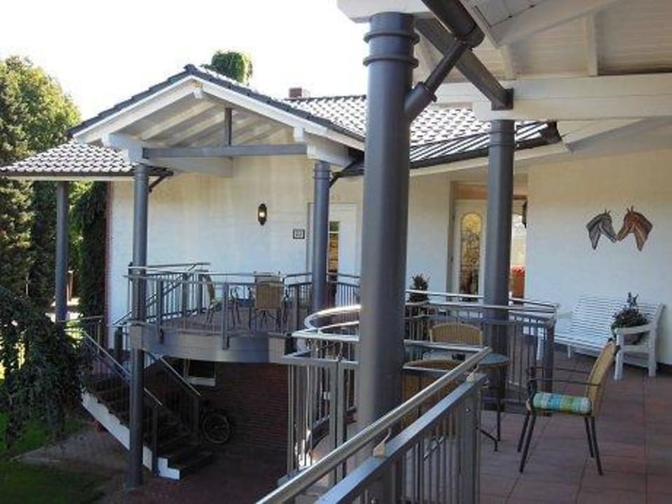 Treppenaufgang zu den Zimmern Waldhotel zum Bergsee Damme