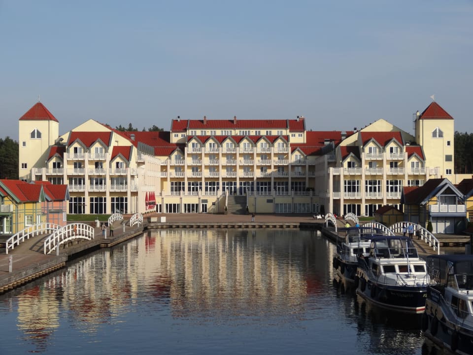 Rückseite Precise Resort Hafendorf Rheinsberg