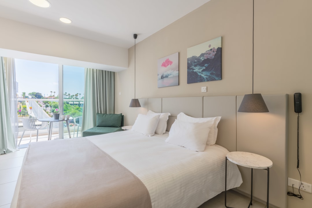 Zimmer Napa Mermaid Hotel & Suites