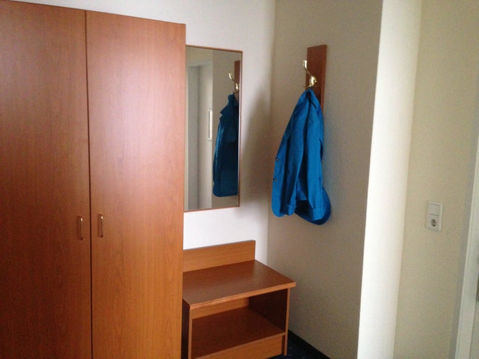 Garderobe Frühlings-Hotel