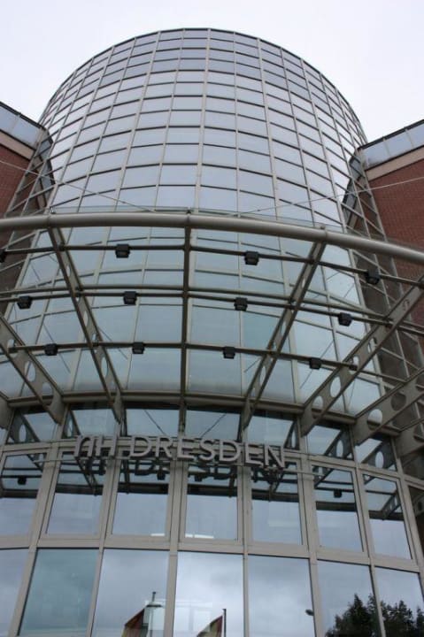 Außenansicht des Hotels NH Dresden Neustadt