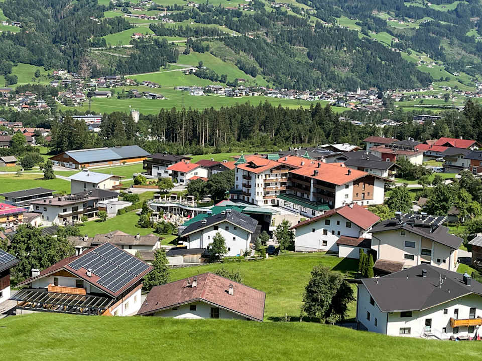 Außenansicht Platzlhof - Mein Hotel im Zillertal