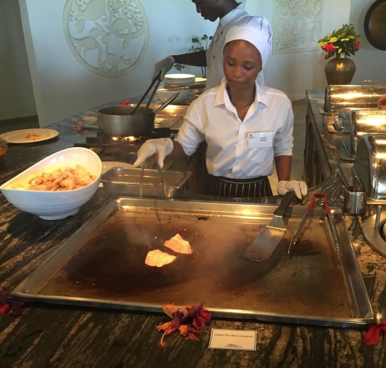 Showcooking Station Fisch Sultan Sands Island Resort & Spa