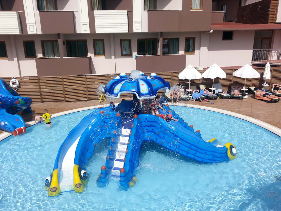 Kleinkinder-Pool Hane Family Resort