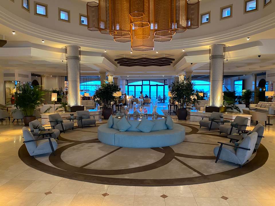 Lobby Secrets Bahia Real Resort & SPA