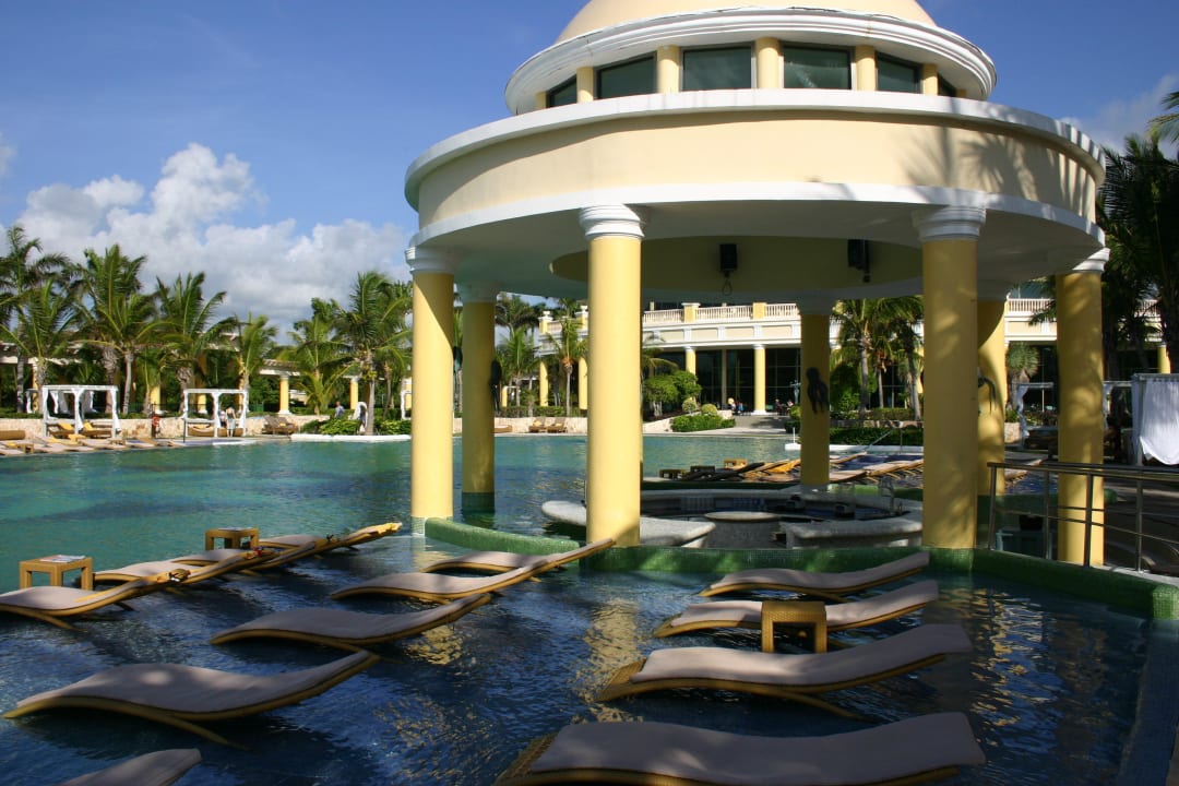 Activitiespool JOIA Paraiso by Iberostar