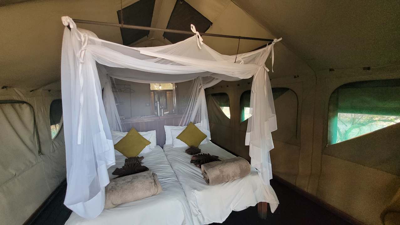 Zimmer Nkasa Lupala Tented Lodge