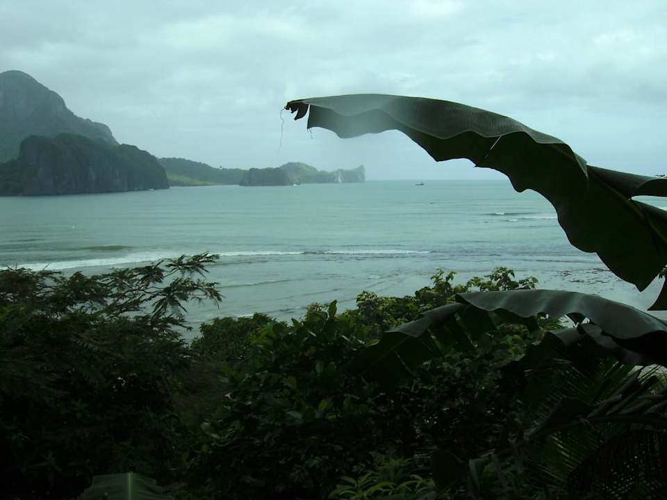 Ausblick von unserer Terrasse auf das Meer Makulay Lodge