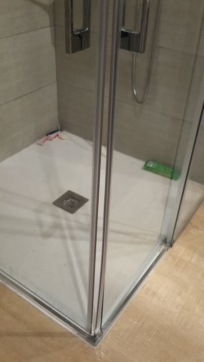 Zimmer HSM Regana - Adults Only