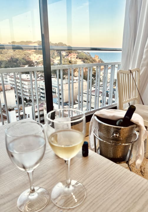 Gastro Hotel Roger de Flor Seleqtta