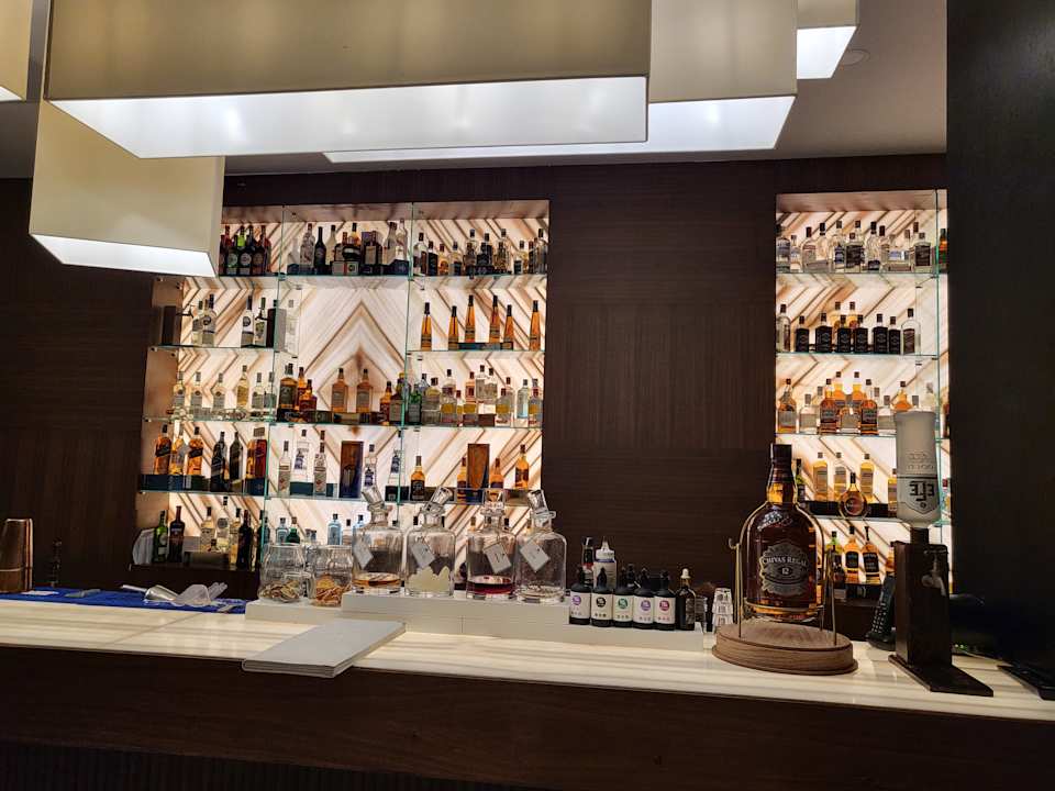 Lobby Rubi Platinum Sign