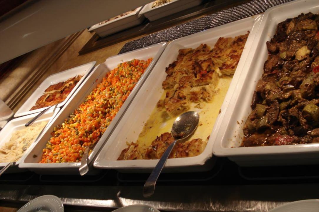 Mittagessen im Hauptrestaurant Lindos Imperial Resort & Spa