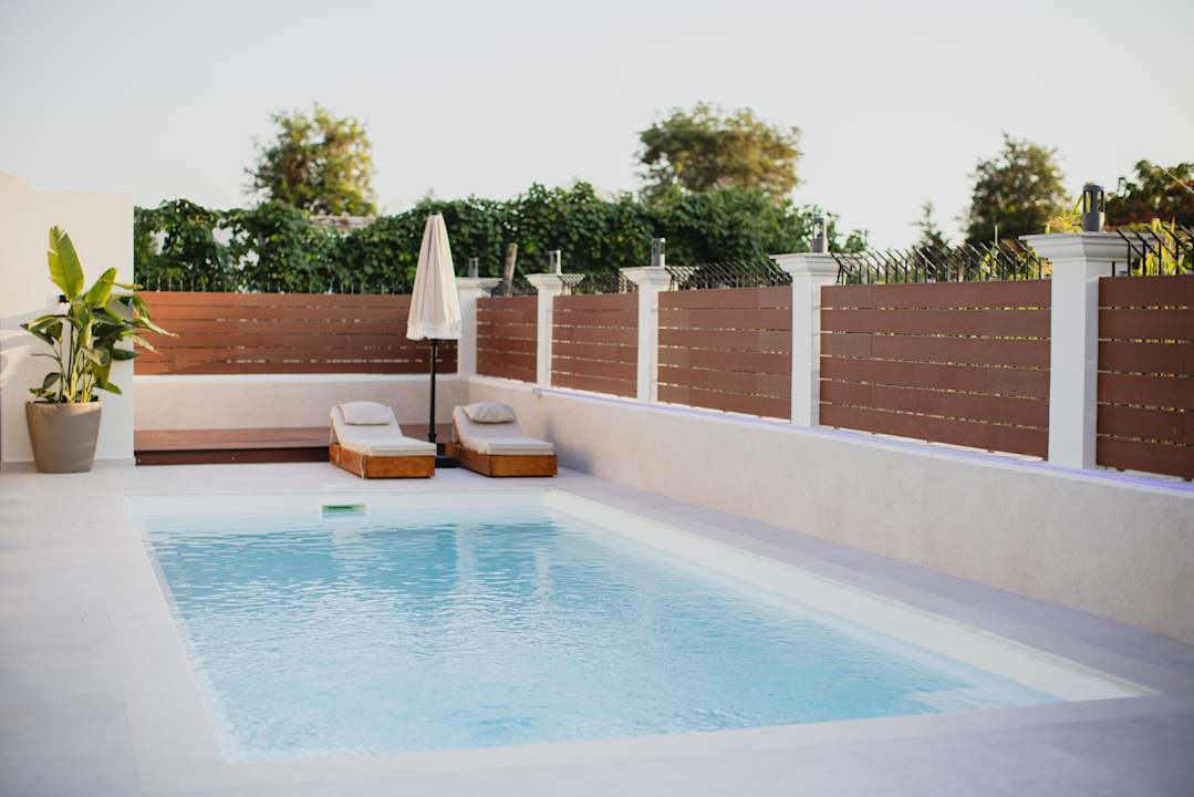 Pool Lej & Laj Residence