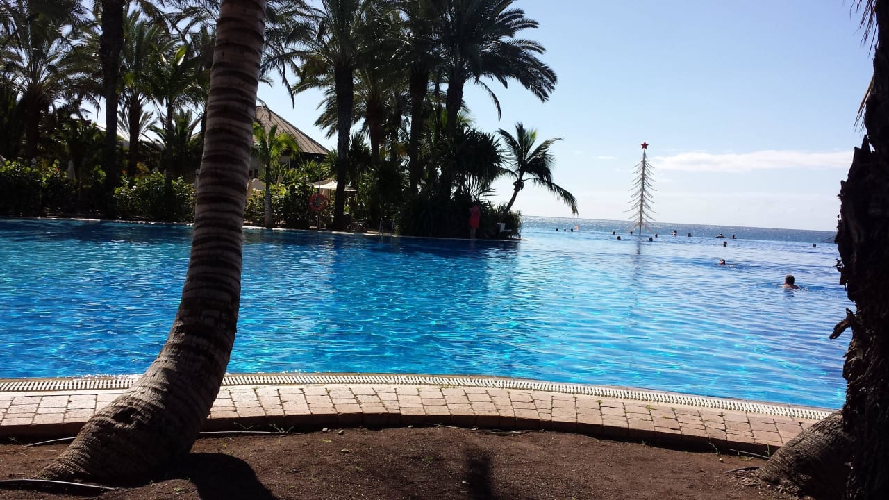 Man könnte denken, das man ins Meer schwimmt Lopesan Costa Meloneras, Resort & Spa