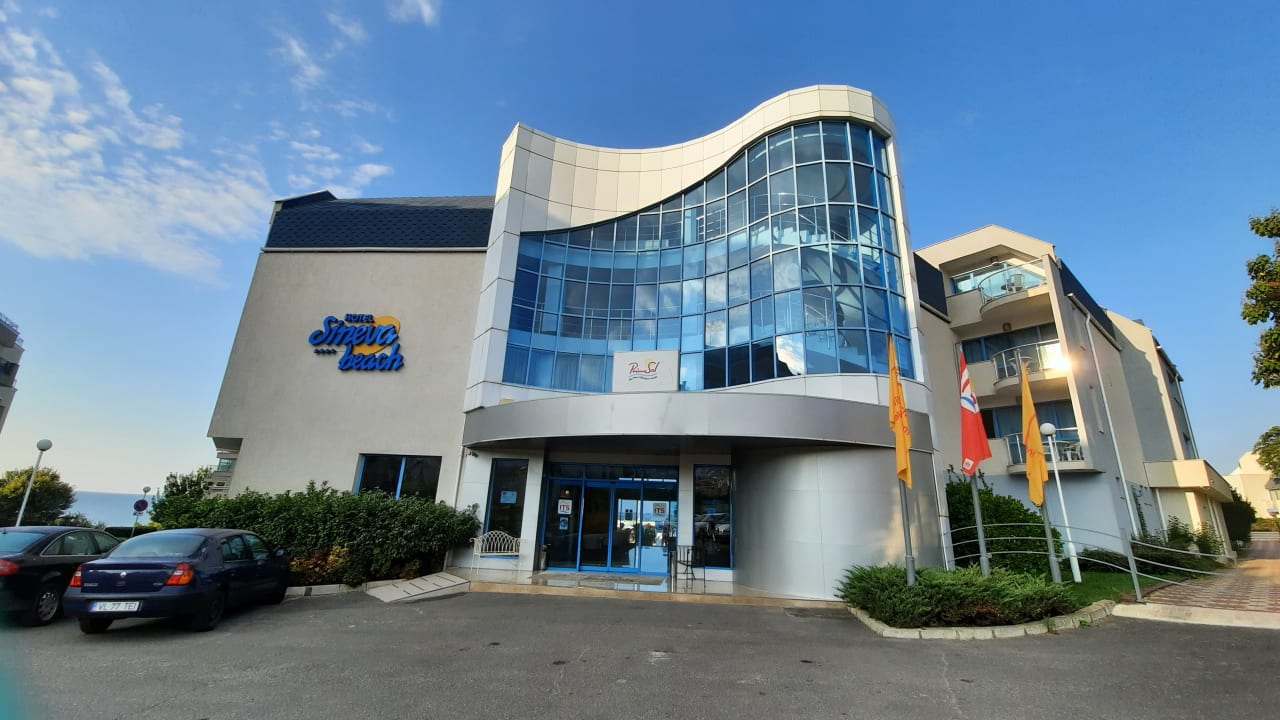 Außenansicht Hotel Sineva Beach