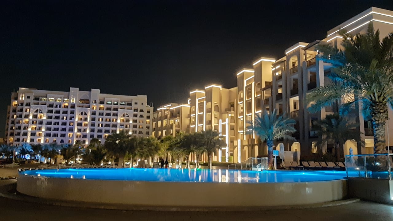 Pool DoubleTree by Hilton Resort & Spa Marjan Island