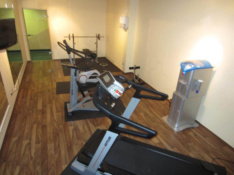Fitnessraum Wyndham Garden Kassel