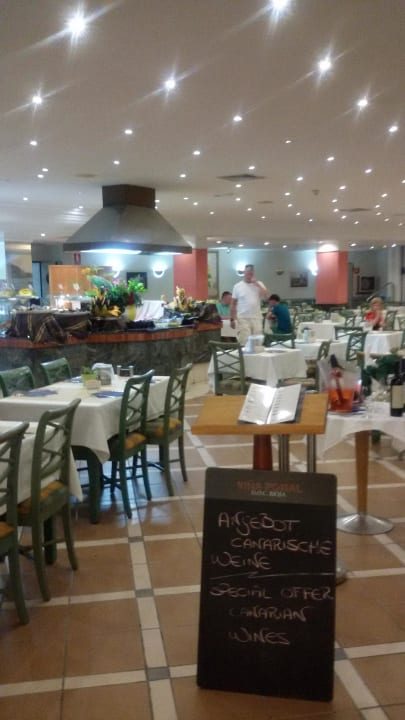 Restaurant  HL Miraflor Suites Hotel