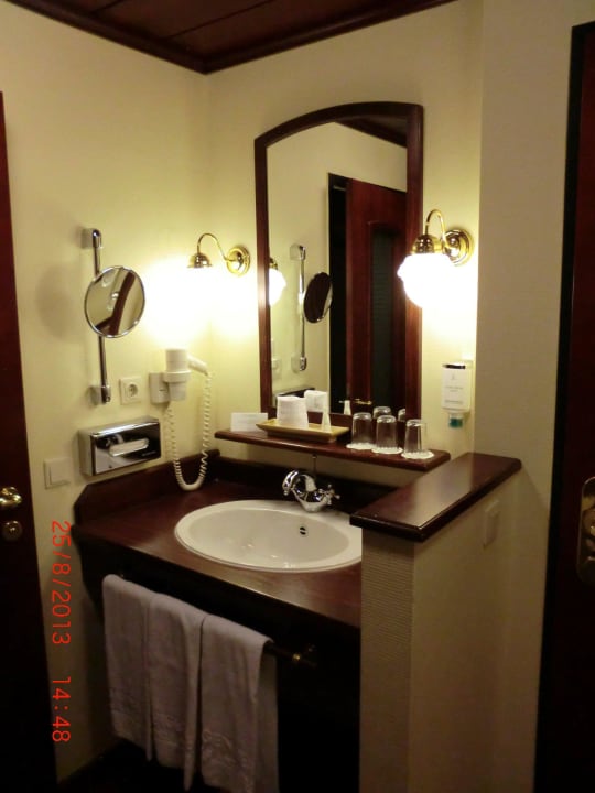 Bad Hotel Donauwelle Linz