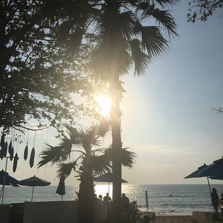 Strand Ocean Breeze Resort