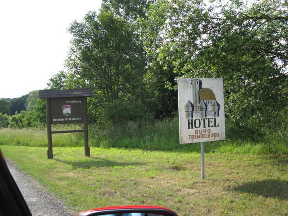 Gute Ausschilderung Burghotel Trendelburg