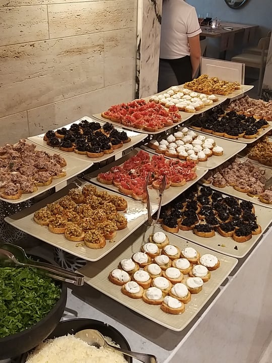 Gastro Acanthus Cennet Barut Collection