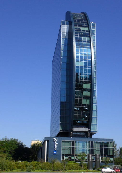 Außenansicht Radisson Blu Hotel Frankfurt