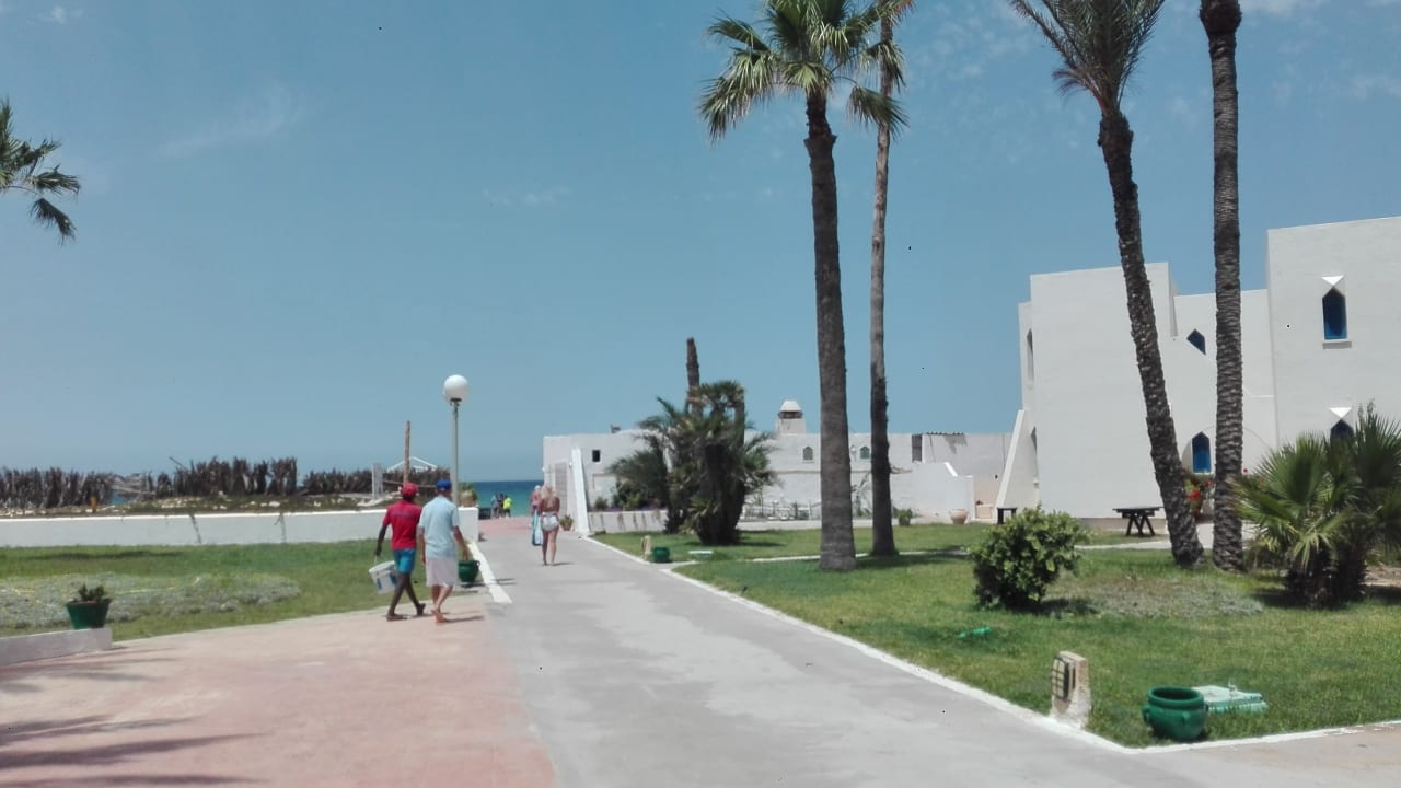 Außenansicht Ruspina Beach Resort