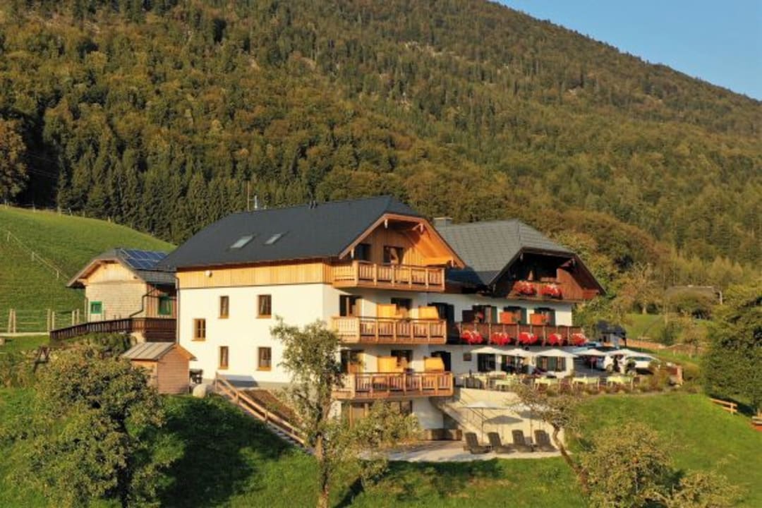 Außenansicht Hotel Altroiterhof