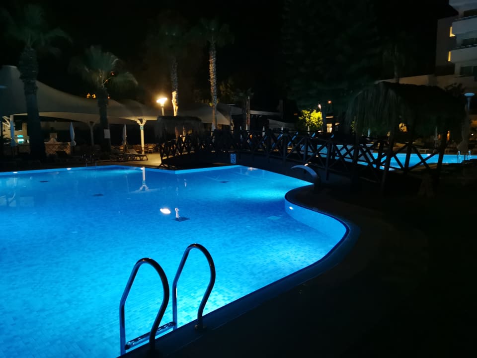 Pool Calimera Side Resort