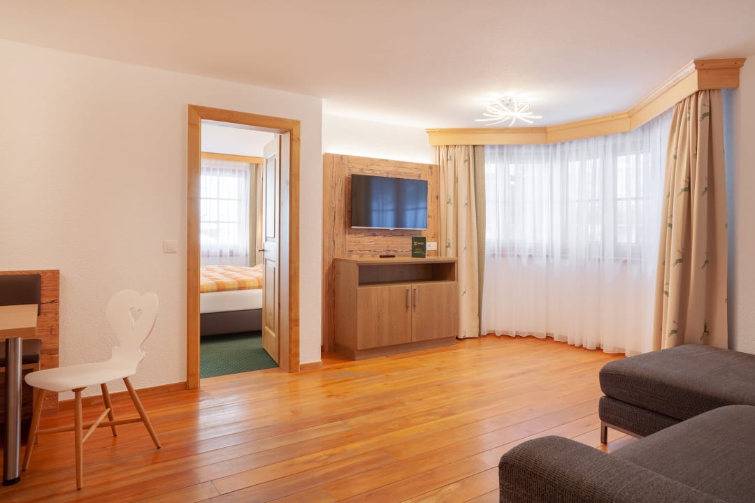 Zimmer Jägerhof Hotel & Apartments