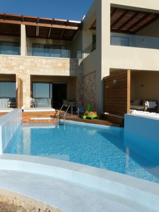 Terrasse der Private-Pool-Zimmer Aquagrand Artistic Luxury Beach Resort - Adults only