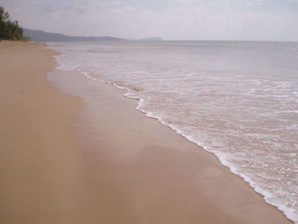 weit und breit einfach NICHTS Khaolak Orchid Beach Resort