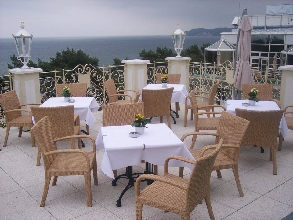 Aussenterrasse Rugard Thermal Strandhotel